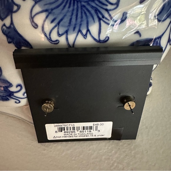 NWT Authentic Coach Logo Earrings In Gold - Picture 3 of 3